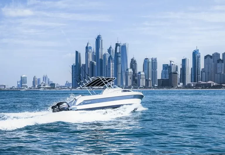 boat ride dubai