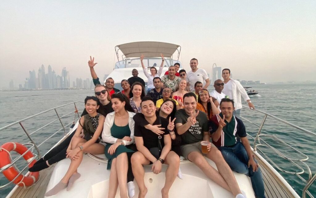 boat party dubai