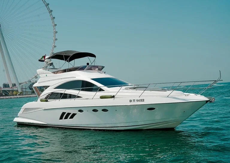 yacht rental marina dubai