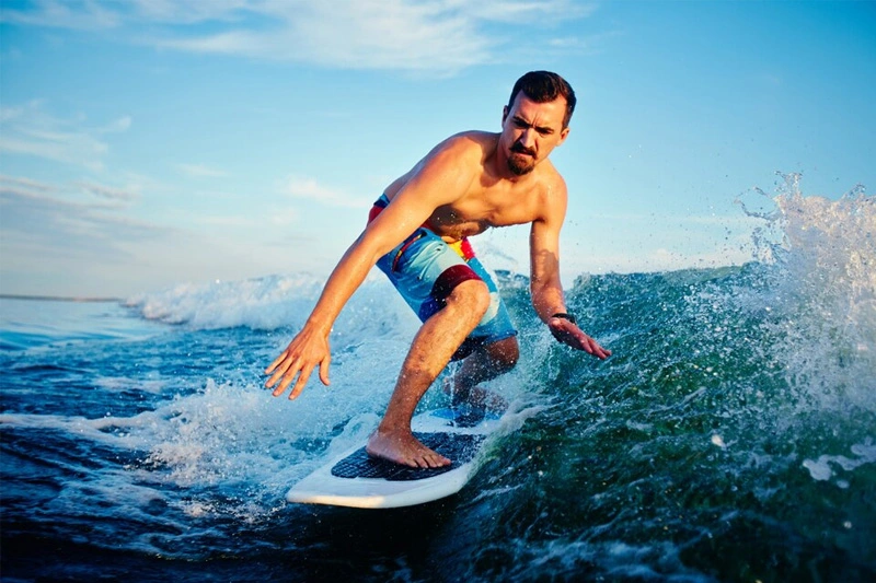 Wakesurfing in Dubai