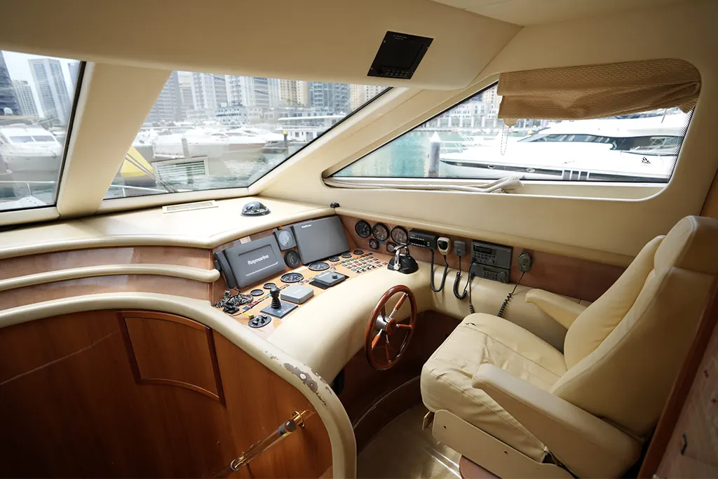 Azimut 80ft Yacht
