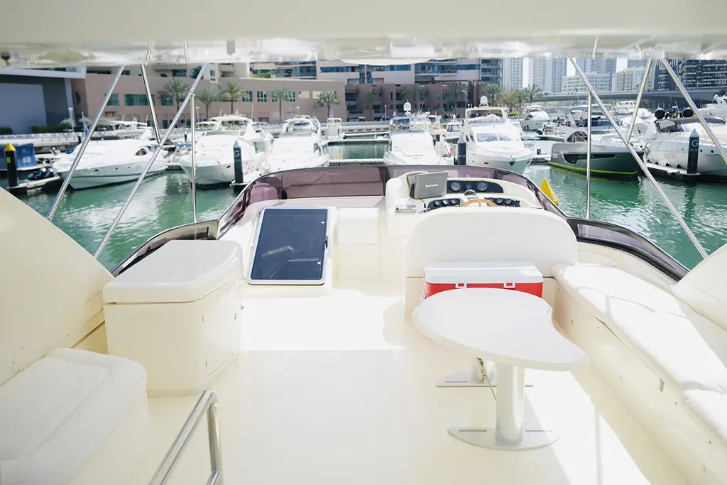 Azimut 80ft Yacht