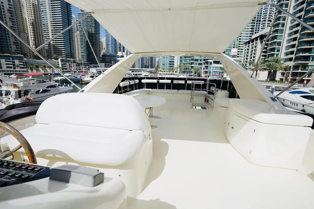 Azimut 80ft Yacht