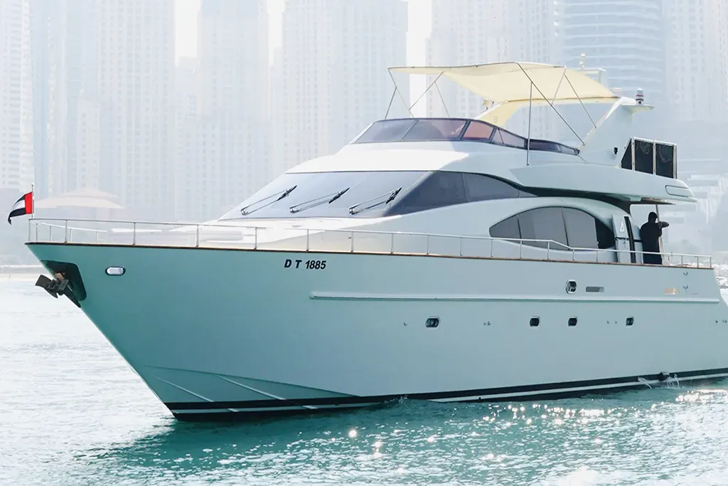Azimut 80ft Yacht