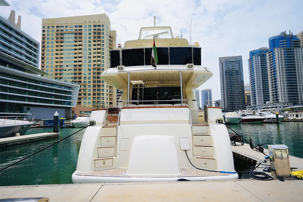 Azimut 80ft Yacht